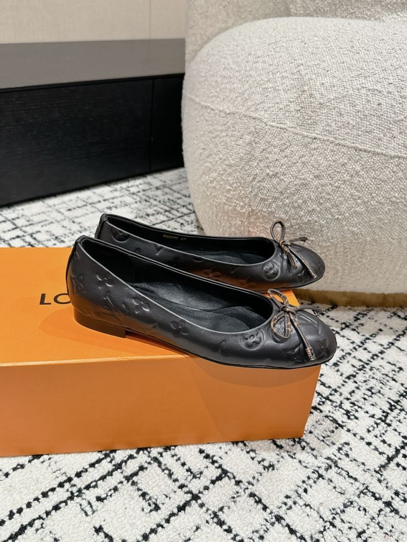 Louis Vuitton Flat Shoes